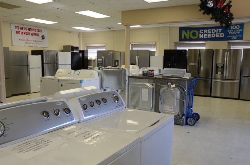 Appliance Plus showroom of refrigerators, washers and dryers